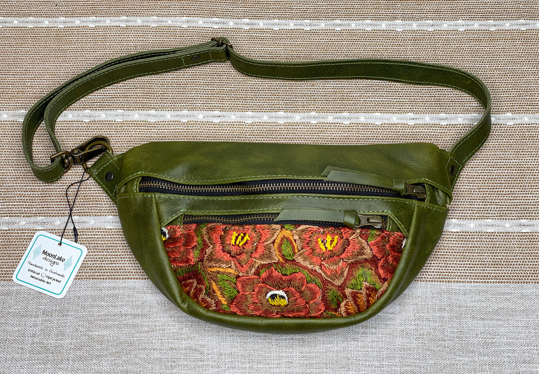 LAUREN SLING BAG AND HIPBELT 0012